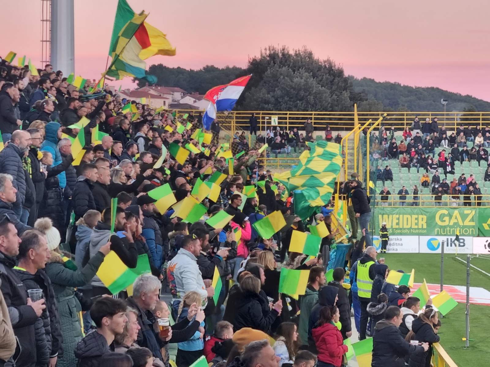 VAŽNA UTAKMICA ZA ZELENO-ŽUTE Nogometaši Istre dočekuju Varaždin
